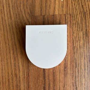 Rose Inc Foxglove White Compact